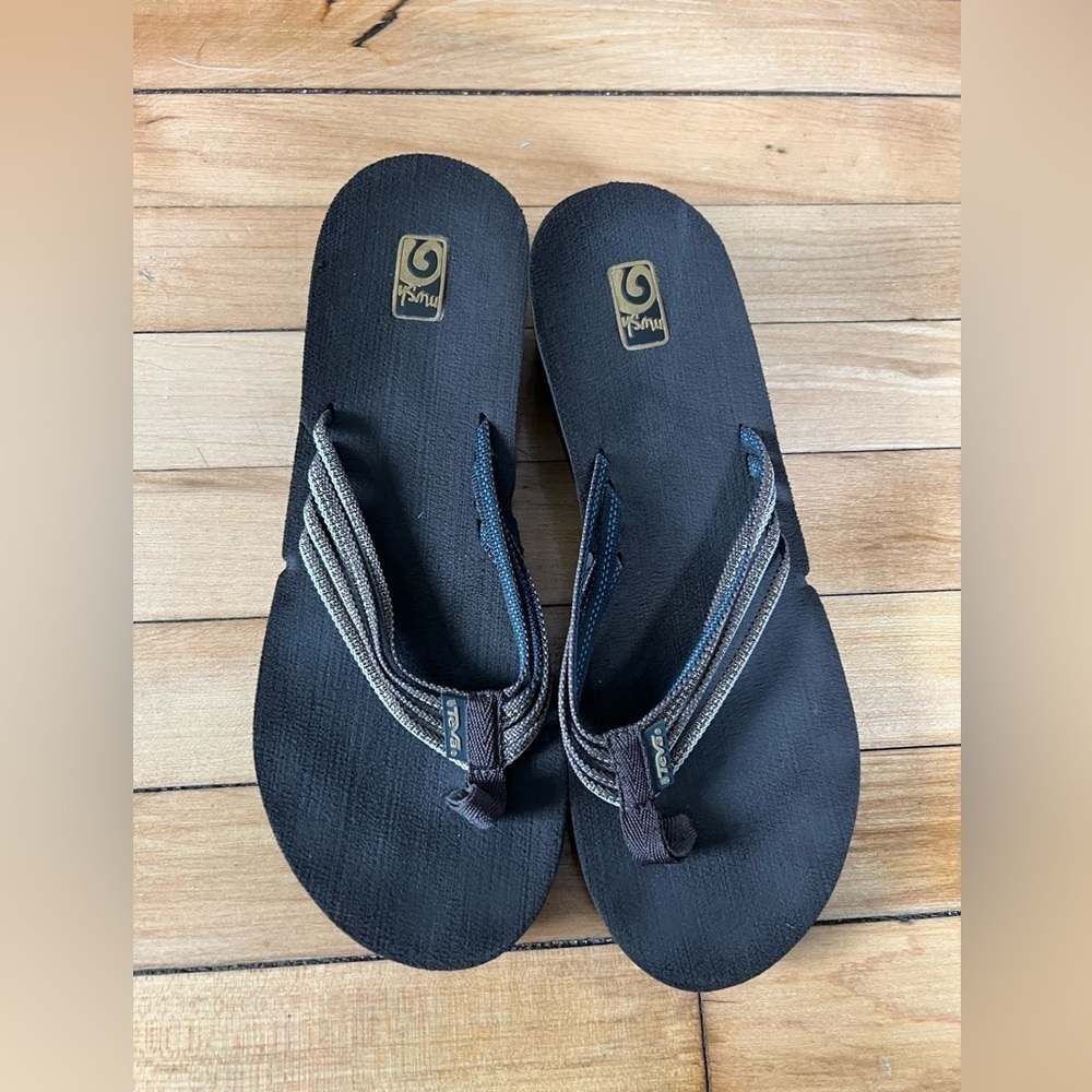 Teva Mush Sandals Brown And Blue View 2